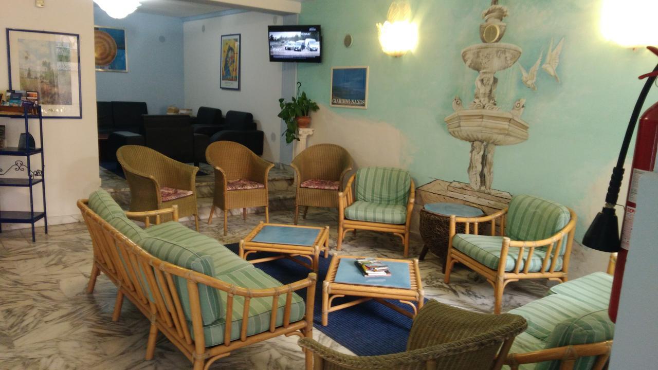 Villa Athena Giardini Naxos Kültér fotó