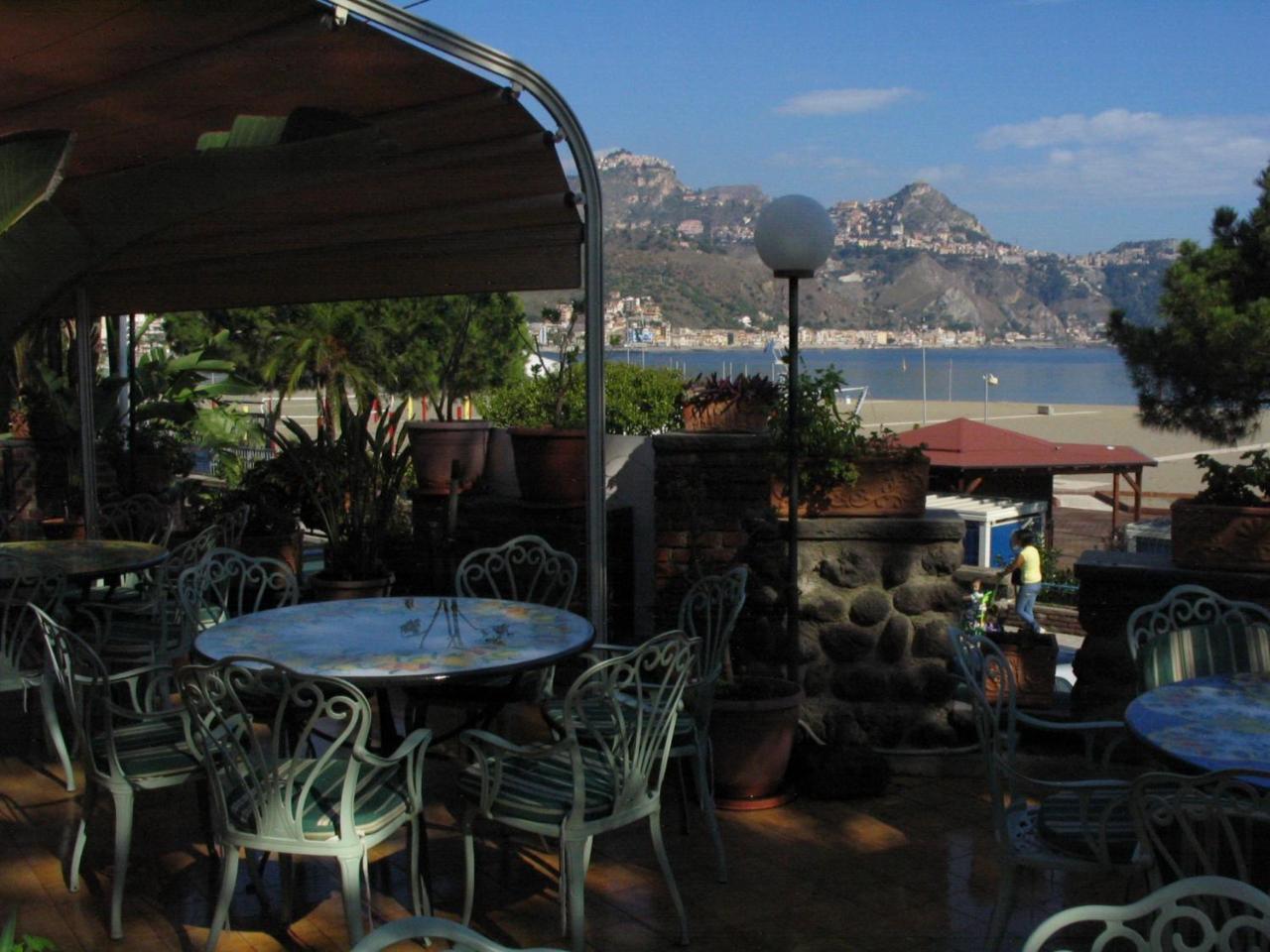 Villa Athena Giardini Naxos Kültér fotó
